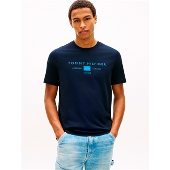 Smart mørkeblå t-shirt med logo fra Tommy Hilfiger