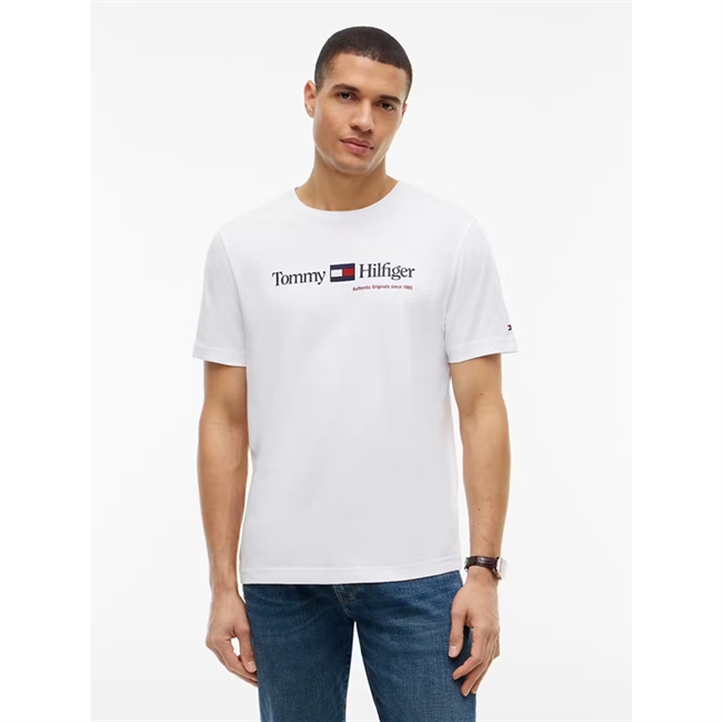 Tommy Hilfiger Brand Love Graphic T-Shirt Hvid