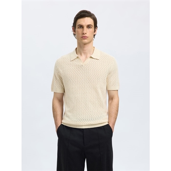 Moderne polo i farven off white fra Selected