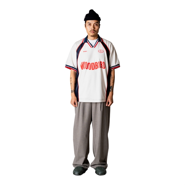 Moderne sports polo i hvid / rød fra Woodbird