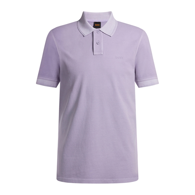 Moderne basic polo i støvet lilla fra BOSS med logo