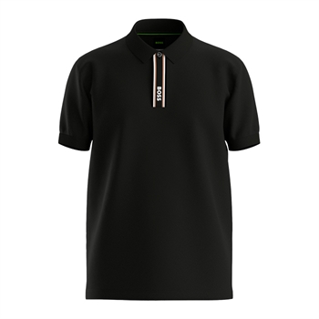 Flot sort performance polo med unikke detaljer fra BOSS