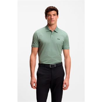 Moderne og pæn polo i støvet grøn fra BOSS
