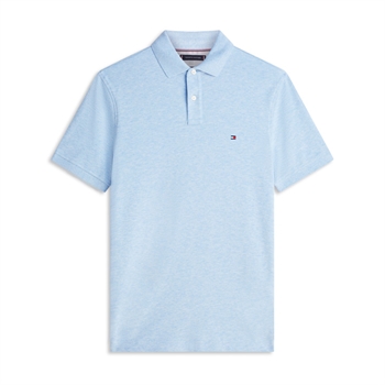 Moderne mellemblå polo fra Tommy Hilfiger