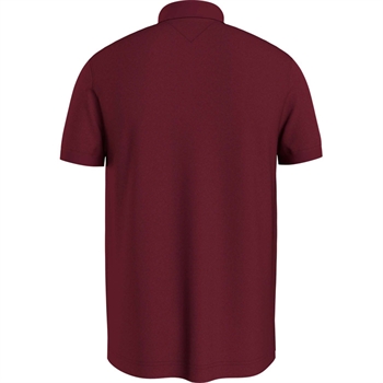 Rød Basis Polo med broderet logo fra Tommy Hilfiger.
