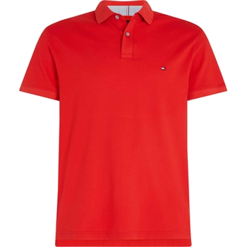 Flot rød logo polo fra Tommy Hilfiger.