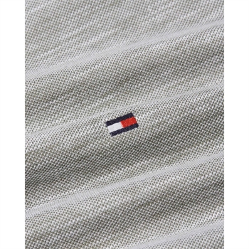 Stilren oxford polo i støvet grøn fra Tommy Hilfiger