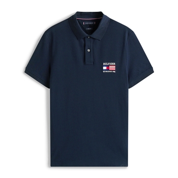 Stilrent og moderne navy polo fra Tommy Hilfiger med logo