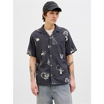 Kortærmet mønstret skjorte i grå fra Jack & Jones
