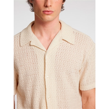 Lækker sand farvet jersey skjorte fra Selected