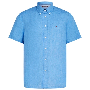 Lækker blå sommer skjorte i hør fra Tommy Hilfiger.