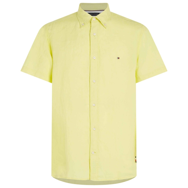 Frisk gul hør skjorte fra Tommy Hilfiger.