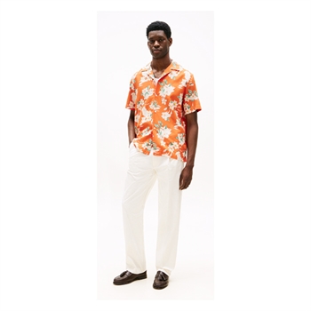 Smart kortærmet skjorte i blomstret orange mønster fra Tommy Hilfiger