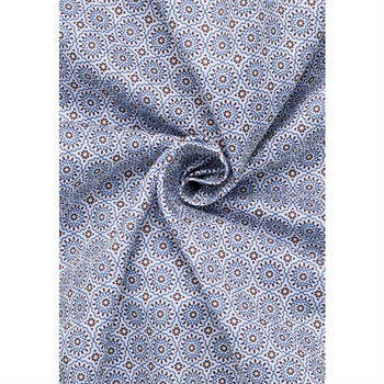 Pæn modern fit skjorte i hvid med mønster fra Eterna