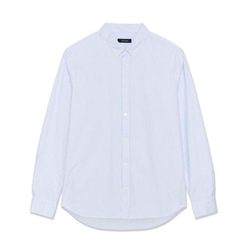 Moderne stribet skjorte i blå fra Matinique