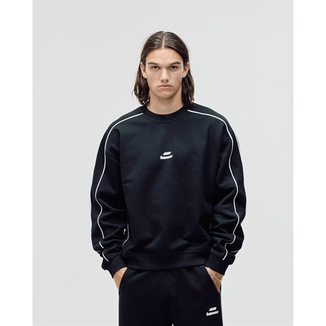 Bareen Oversized Logo Crewneck Sort