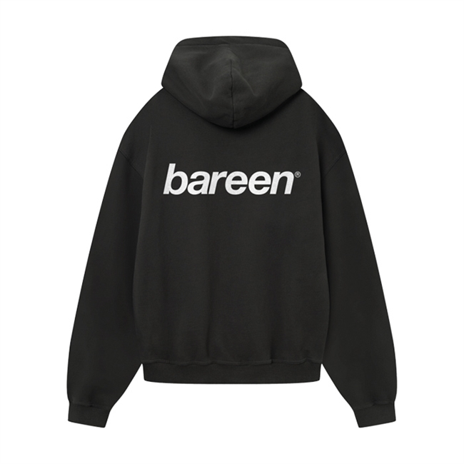Smart oversized hoodie i sort fra Bareen med logo på ryggen