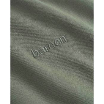 Stilren oversized hoodie i grøn fra Bareen