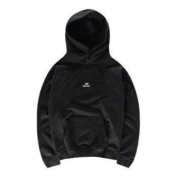 Lækker oversized hoodie i sort fra Bareen med logo på ryggen