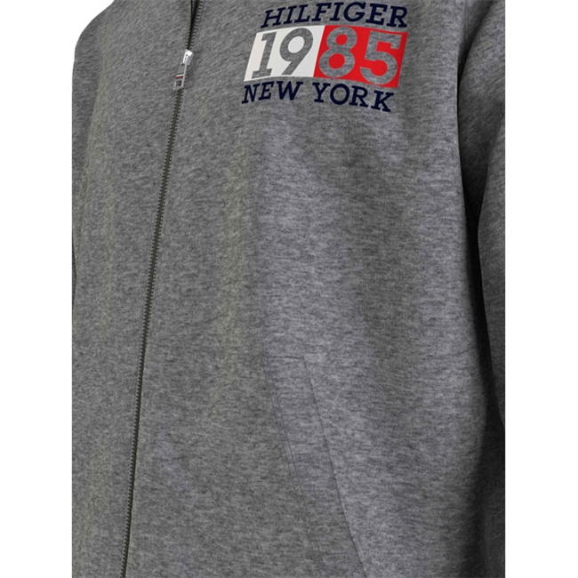 Lækker gennem lynet grå sweatshirt fra Tommy Hilfiger.