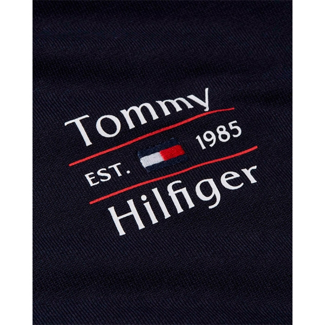Flot mørkeblå sweatshirt med lynlås og hætte fra Tommy Hilfiger.