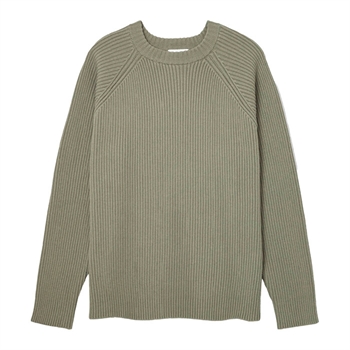 Stilren oversized strik med raglan ærmer i grøn fra Bareen