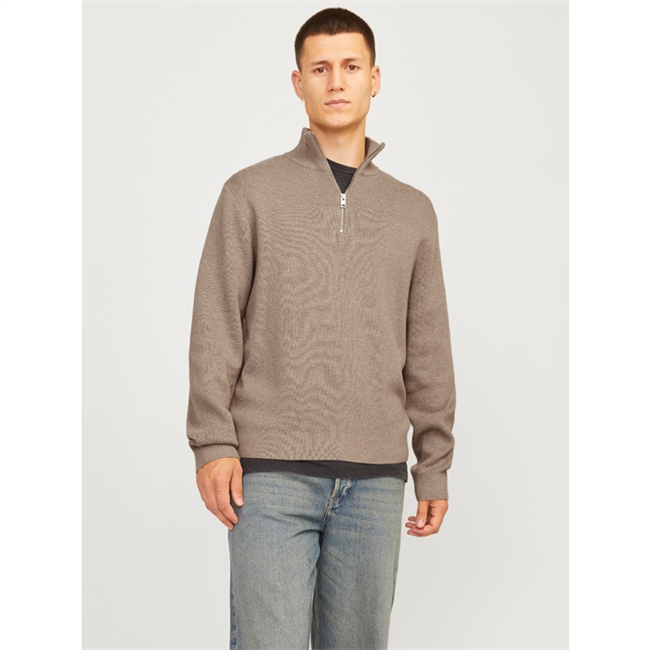 Moderne half-zip strik i sandfarve fra Jack & Jones