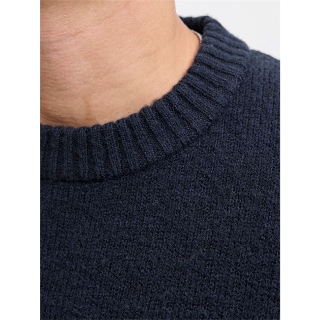 Pæn og enkel strik i navy fra Jack & Jones