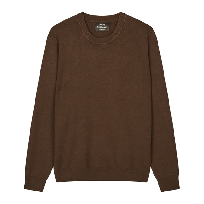 Pæn og enkel strik i brun fra Mads Nørgaard