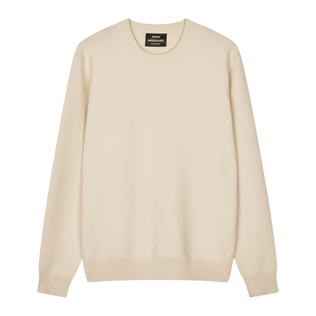 Pæn sandfarvet strik fra Mads Nørgaard