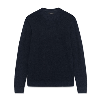 Moderne og klassisk strik i navy fra Matinique