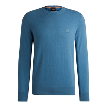 Pæn strik i lyseblå og med logo fra BOSS