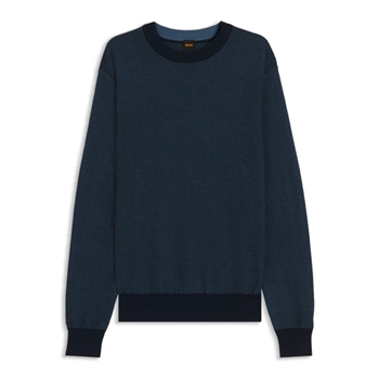Stilren og komfortabel strik i navy fra BOSS