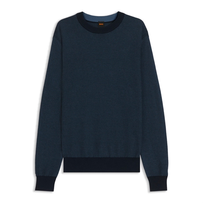 Stilren og komfortabel strik i navy fra BOSS