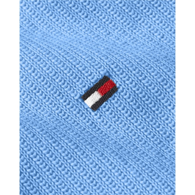 Flot Lyseblå Strik fra Tommy Hilfiger.