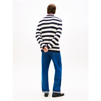 Moderne stribet strik i navy / off white fra Tommy Hilfiger