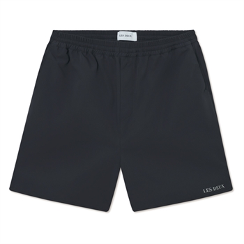 Lækre sorte sports shorts fra Les Deux