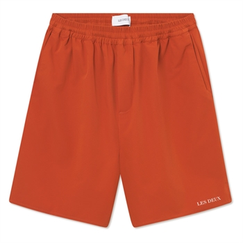 Lækre orange sports shorts fra Les Deux
