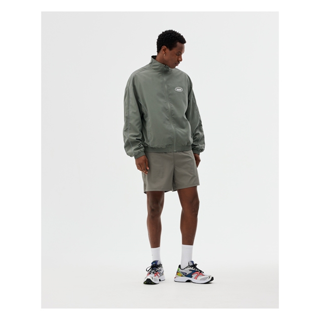 Lækre sports shorts i grå fra Bareen med logo