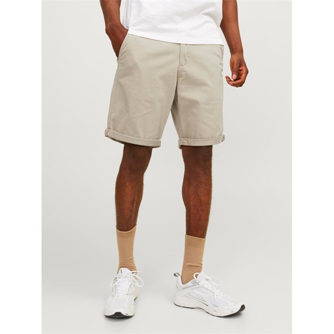 Klassiske chino shorts i sandfarve fra Jack & Jones