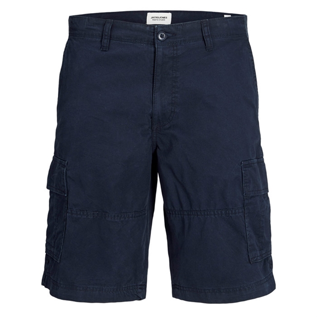 Mørkeblå cargo shorts med lårlommer fra Jack & Jones.