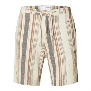 Lækre sommer shorts i sand farve med striber fra Selected