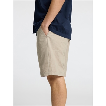 Lækre sommer shorts i sand farve fra Selected