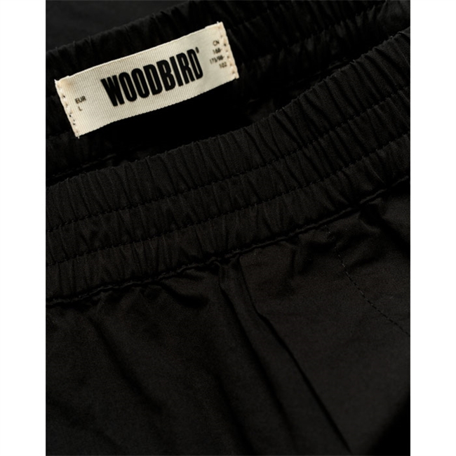 Lækre behagelige shorts i sort fra Woodbird