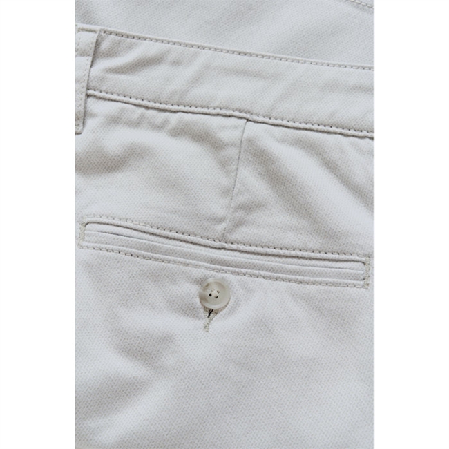 Stilfulde sommer shorts i lyse grå fra Matinique