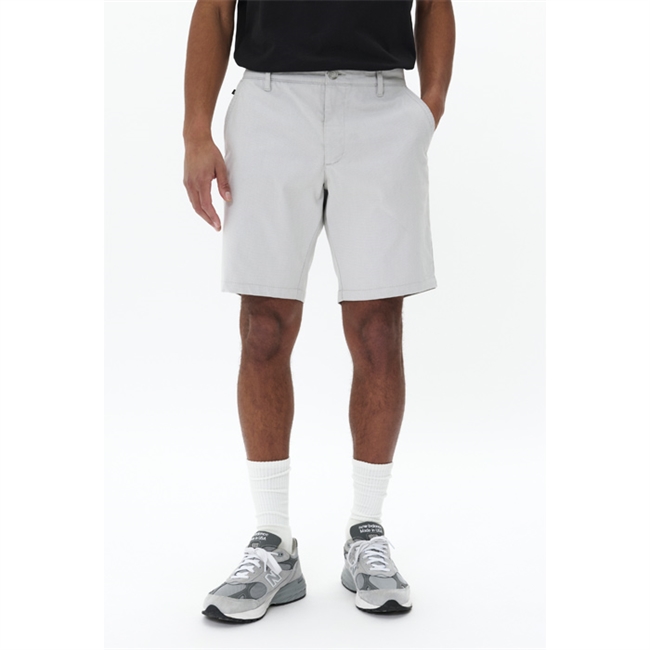 Stilfulde sommer shorts i lyse grå fra Matinique