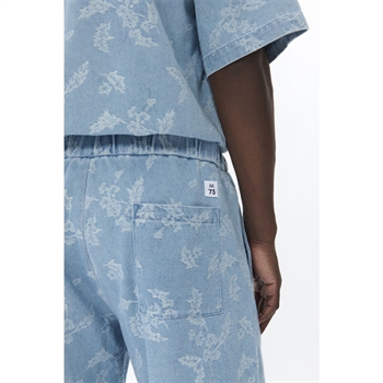 Smarte denim shorts i lyseblå fra Matinique