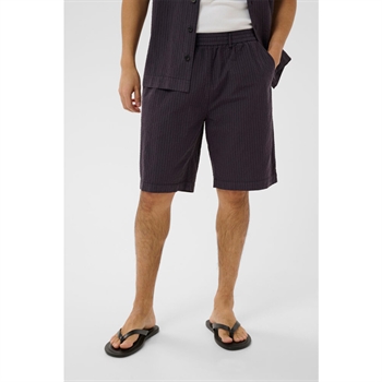 Moderne sommer shorts i sort fra Matinique