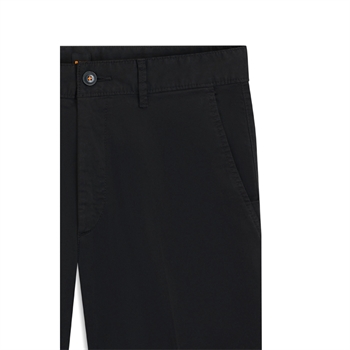 Stilrene chino shorts i sort fra BOSS