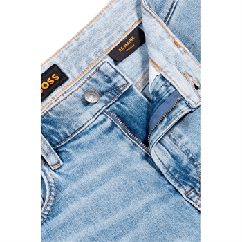 Denim shorts i lys blå fra BOSS.